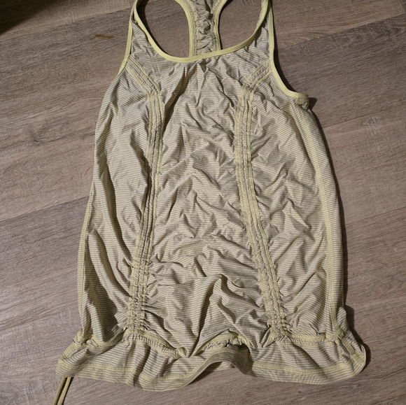 Lululemon - Picture 8 of 8